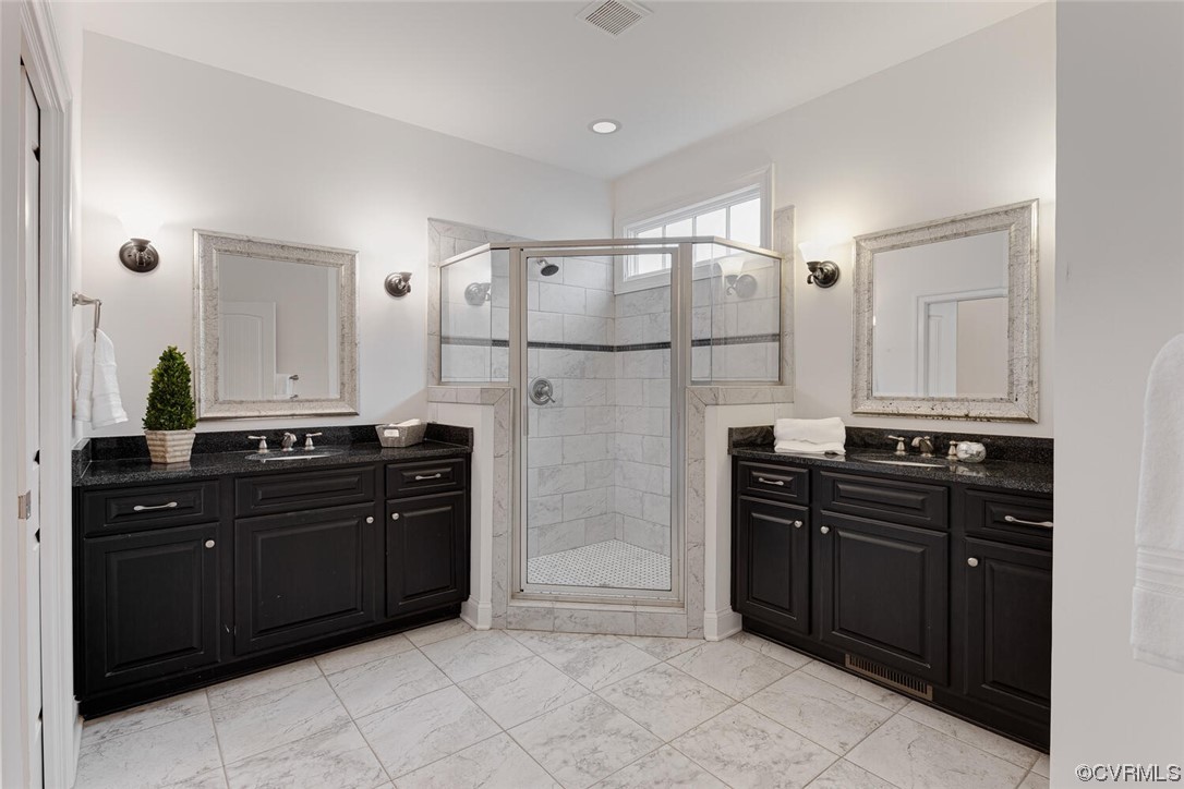 488 Bel Bridge Circle Midlothian, VA 23113 - Photo 24 of 38 a kitchen with a refrigerator and a sink