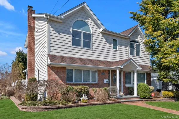 $899,000 | 1160 Bellmore Road, Bellmore, NY 11710