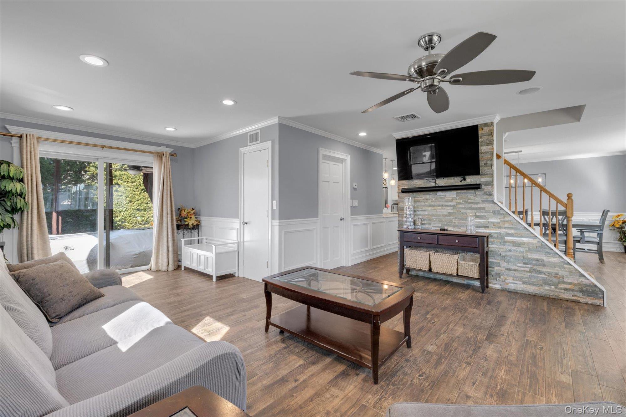 1160 Bellmore Road Bellmore, NY 11710 - Photo 4 of 28