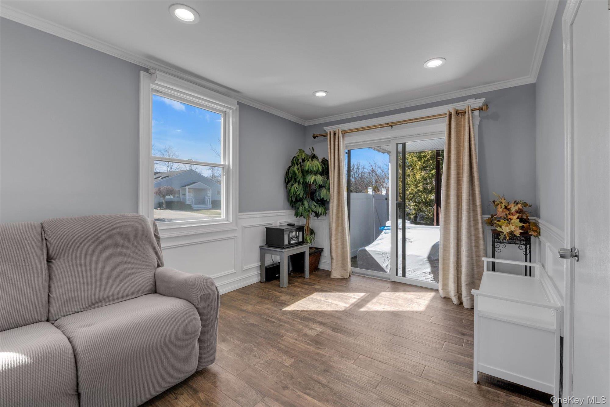 1160 Bellmore Road Bellmore, NY 11710 - Photo 5 of 28