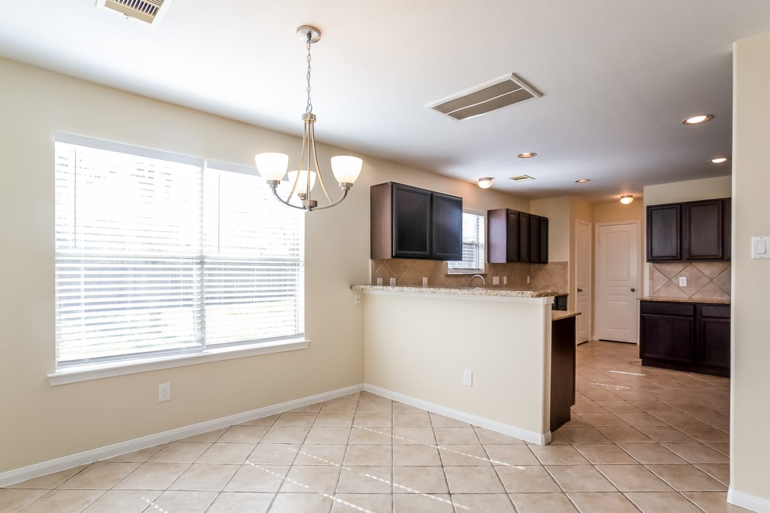 13321 Enchanted Way Montgomery, TX 77356 - Photo 8 of 14