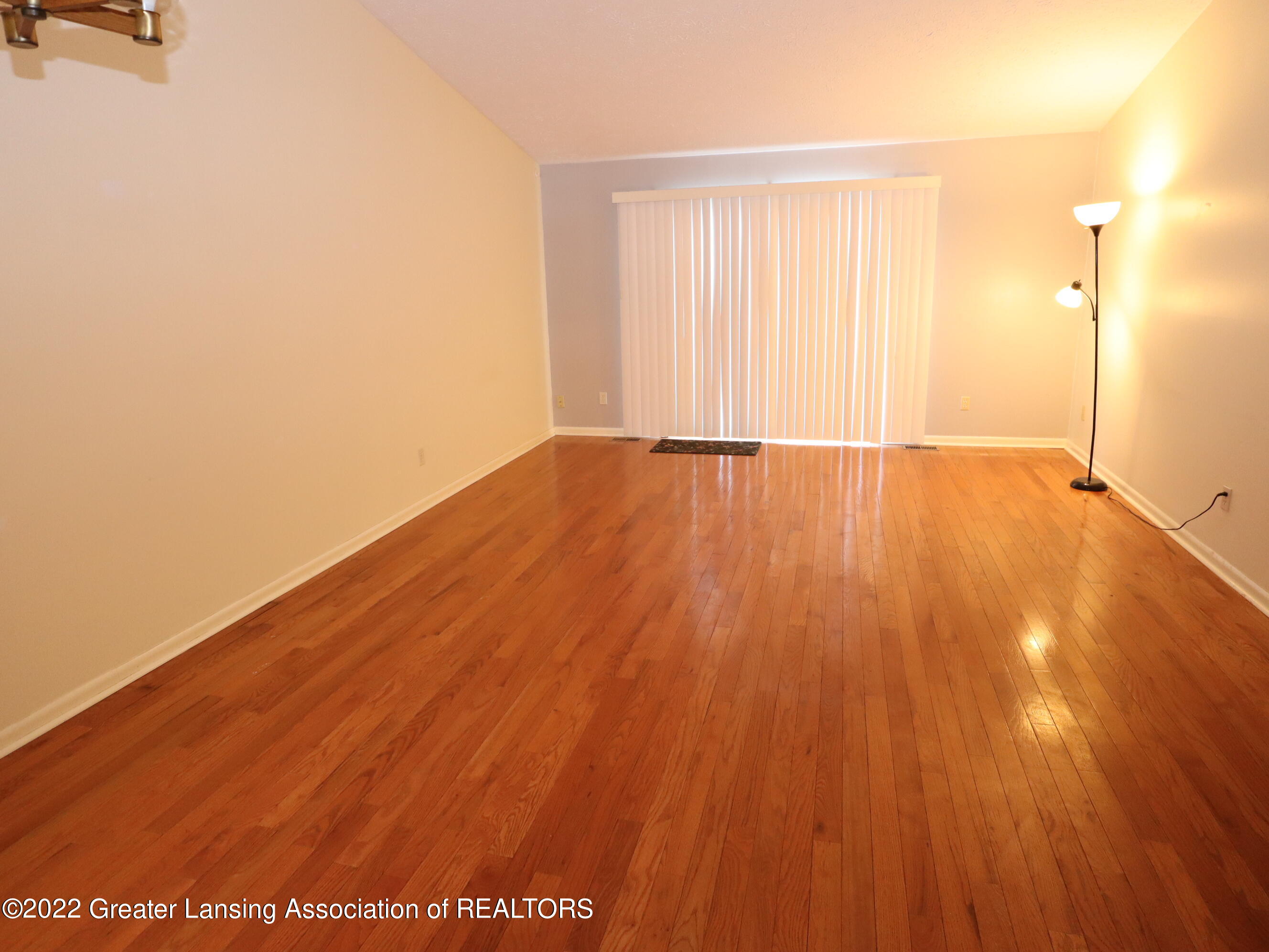 5896 Okemos Road Haslett, MI 48840 - Photo 3 of 47 IMG_0441
