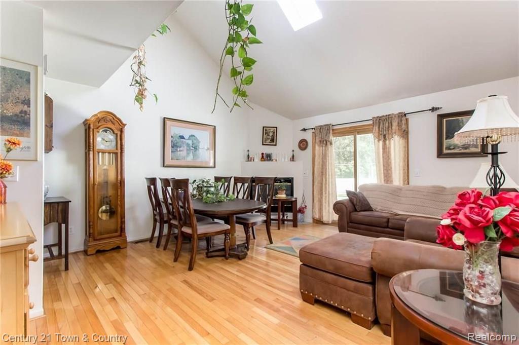 3808 Crooks Road Rochester Hills, MI 48309 - Photo 3 of 21