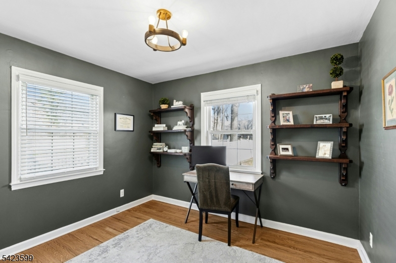 512 Gallows Hill Road Cranford, NJ 07016 - Photo 17 of 34