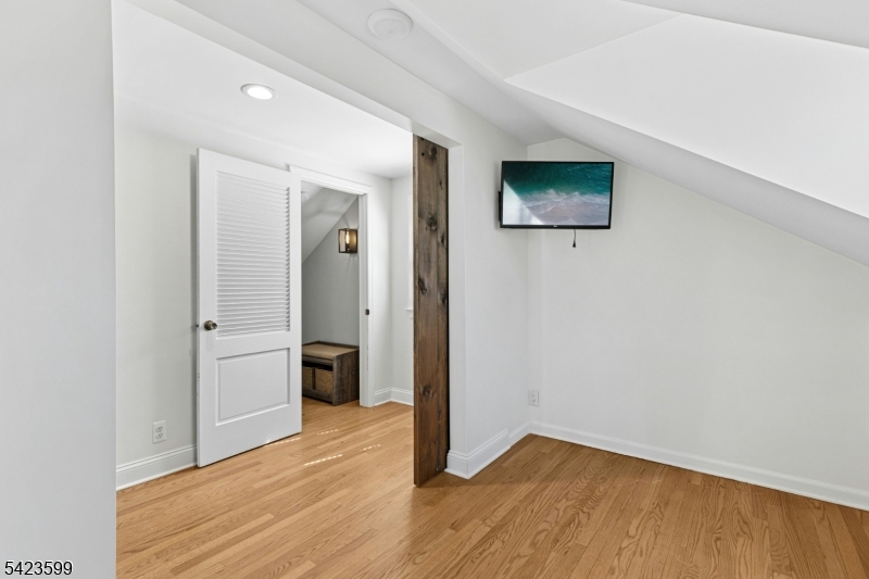 512 Gallows Hill Road Cranford, NJ 07016 - Photo 25 of 34