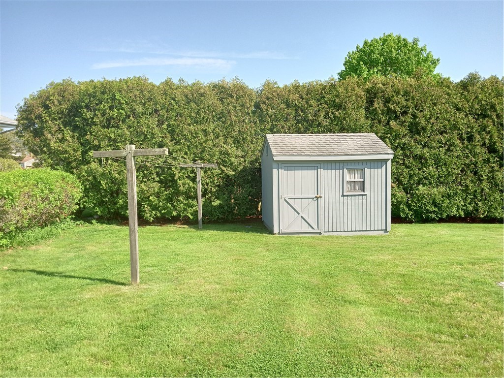 11 Cedar Island Road Narragansett, RI 02882 - Photo 5 of 10