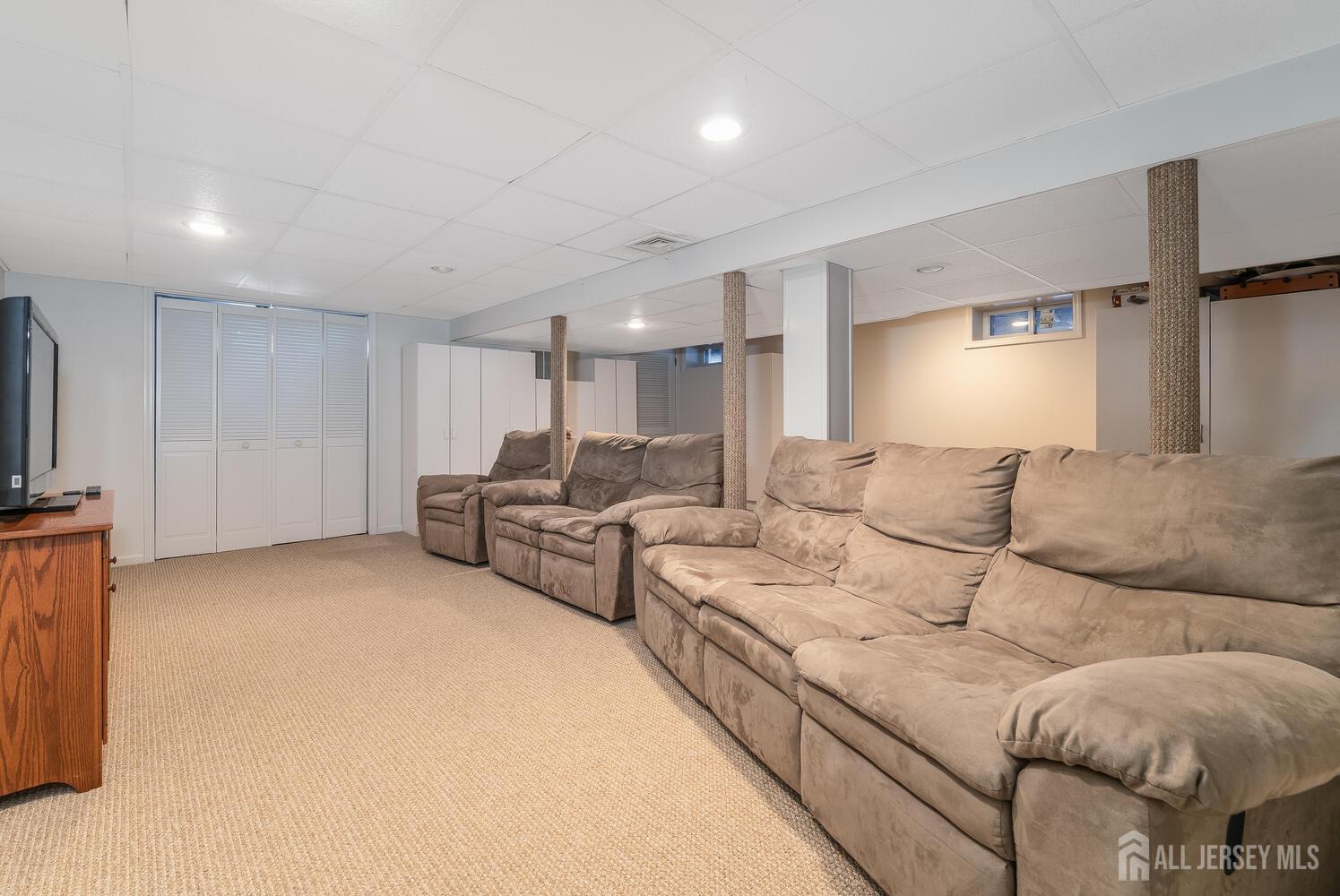 202 Daval Road Hillsborough, NJ 08844 - Photo 29 of 58