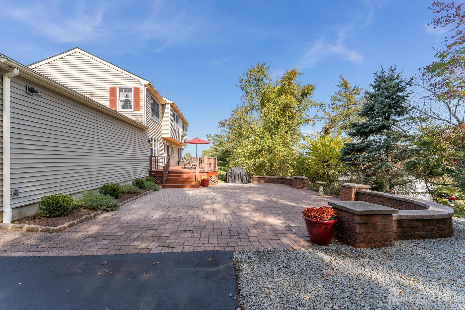 202 Daval Road Hillsborough, NJ 08844 - Photo 37 of 58