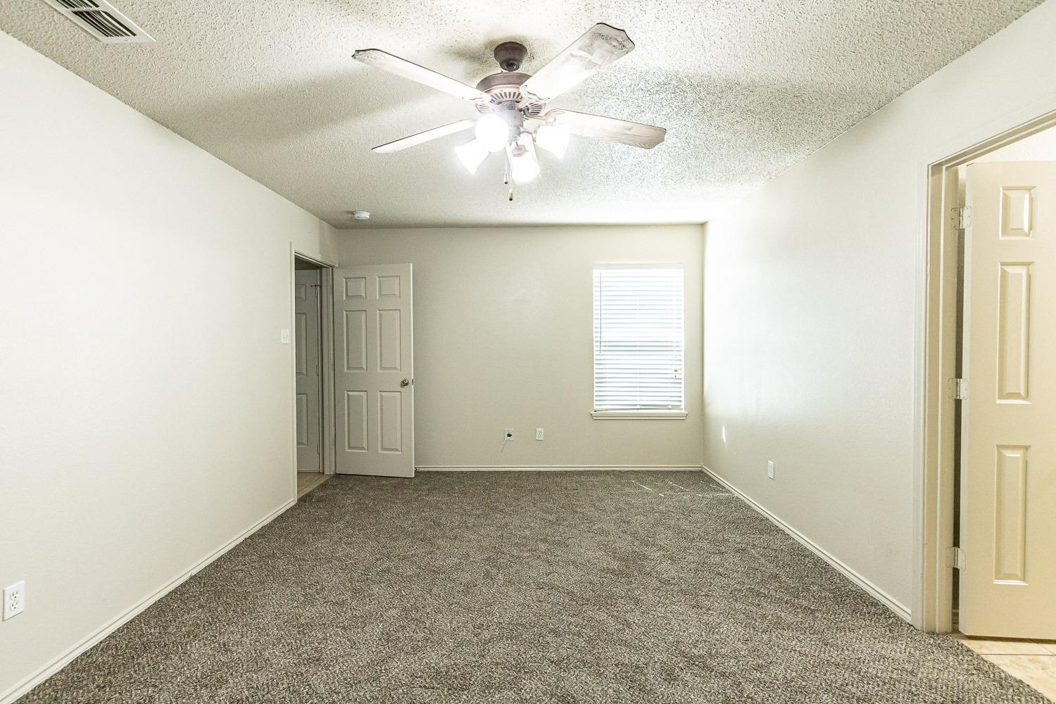 5812 96th Street, Unit B Lubbock, TX 79424 - Photo 21 of 33 Photo 21