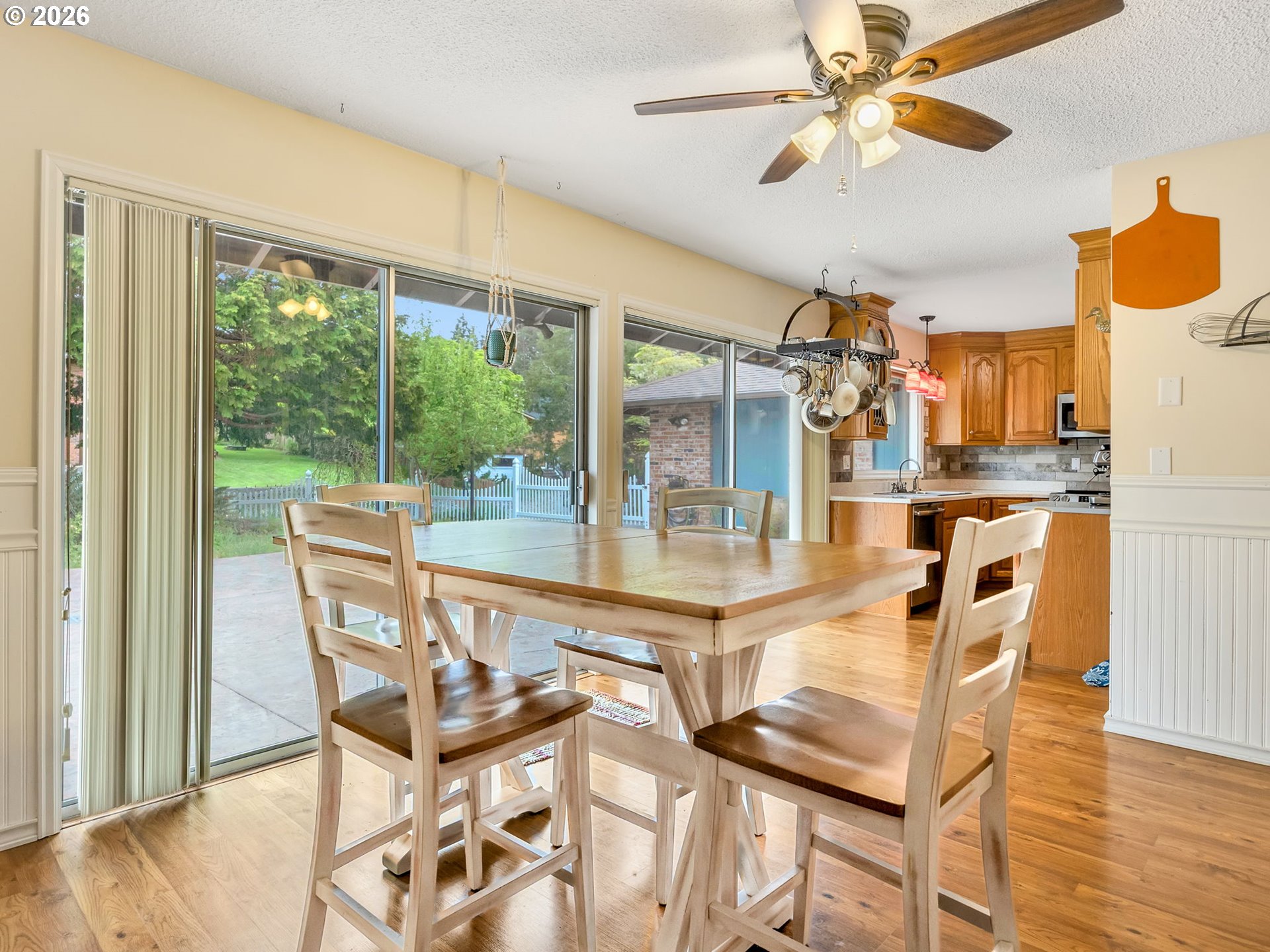 364 Alpine Street Seaside, OR 97138 - Photo 20 of 30 Dining Area