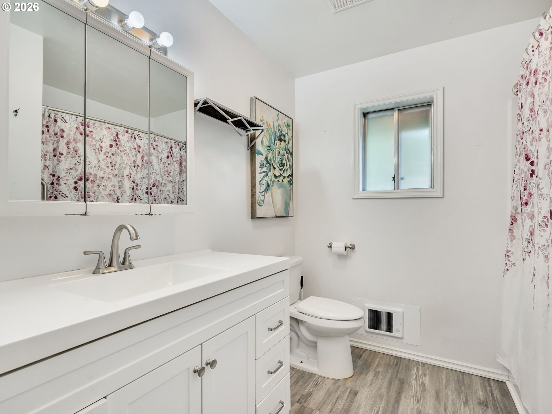 364 Alpine Street Seaside, OR 97138 - Photo 26 of 30 Bathroom