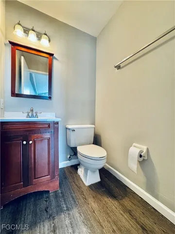 $1,200 | 3407 Winkler Avenue, Unit 308, Fort Myers, FL 33916