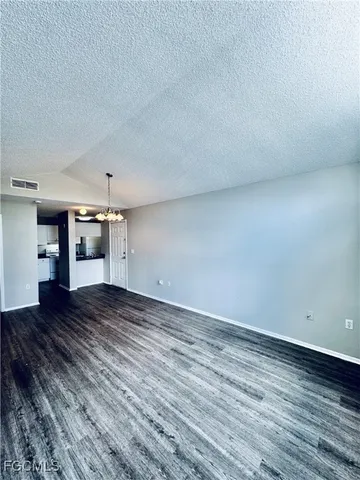 $1,200 | 3407 Winkler Avenue, Unit 308, Fort Myers, FL 33916