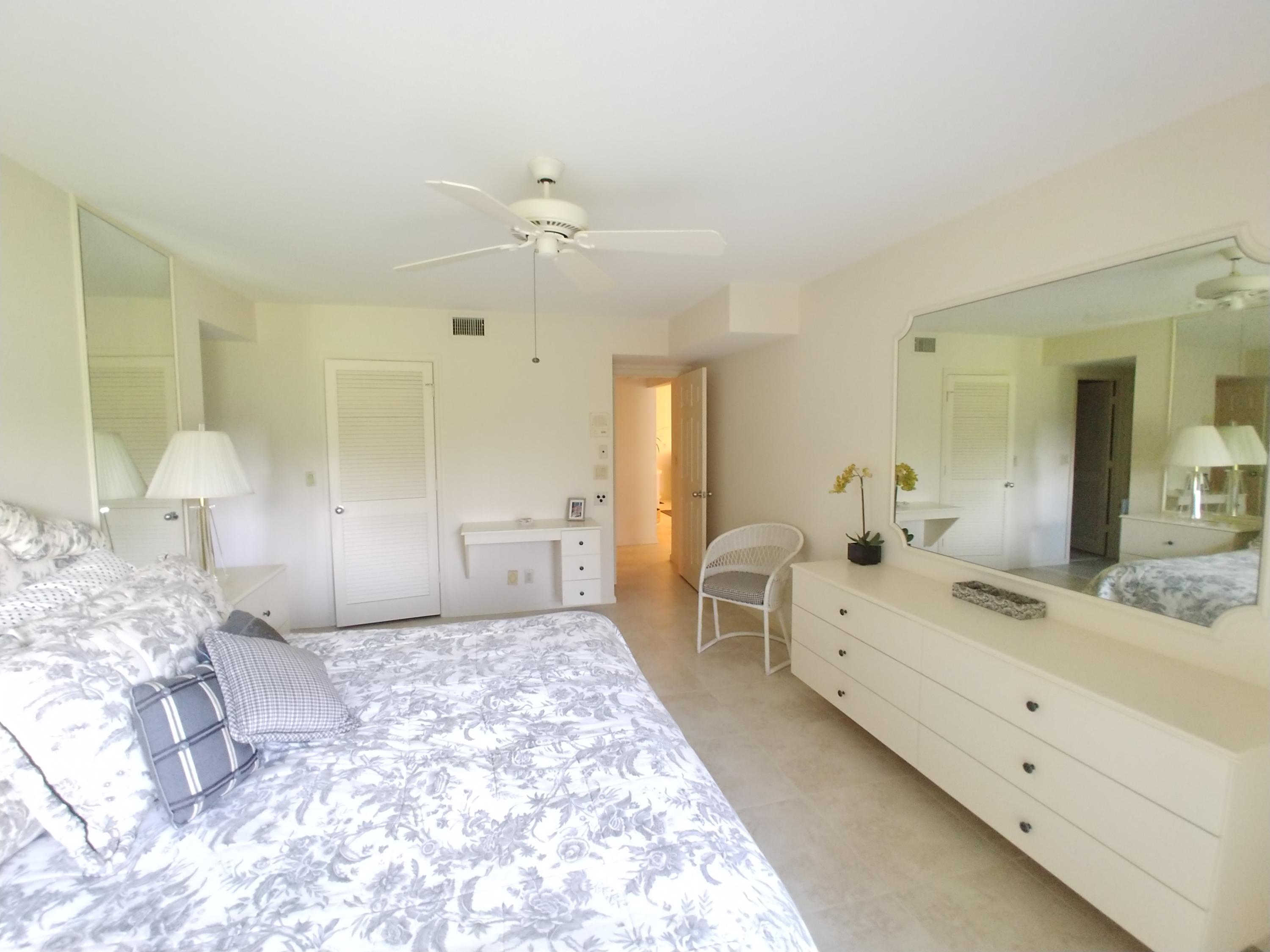 16622 Traders Crossing North, Unit 103 Jupiter, FL 33477 - Photo 6 of 14 0624191414a