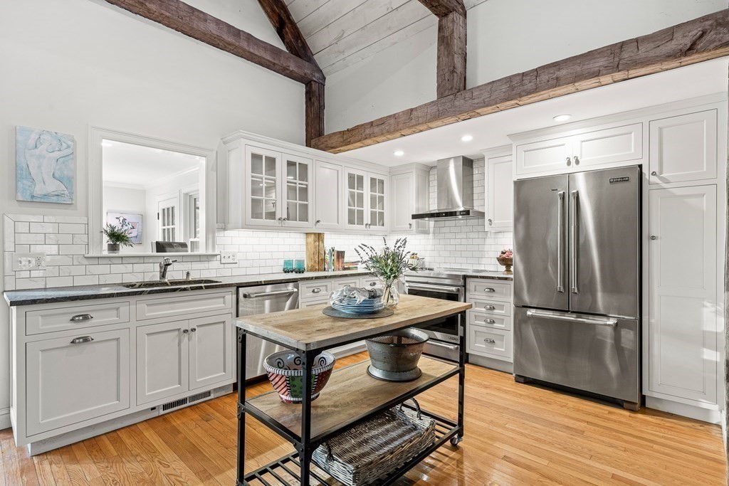 44 Brush Hill Road Sherborn, MA 01770 - Photo 3 of 39