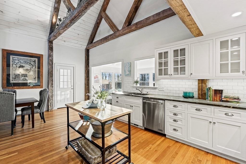 44 Brush Hill Road Sherborn, MA 01770 - Photo 5 of 39