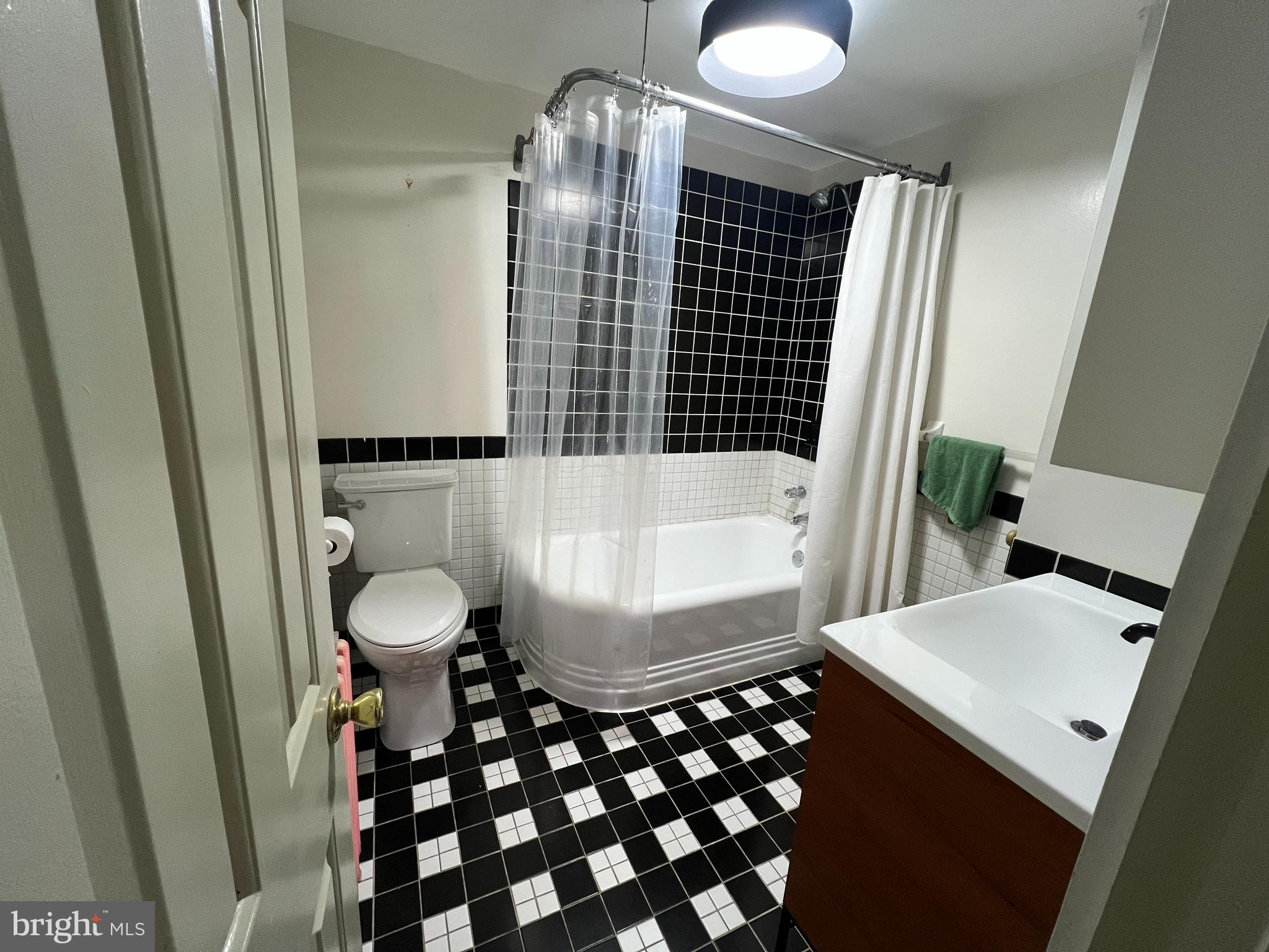 512 Kauffman Street Philadelphia, PA 19147 - Photo 15 of 29