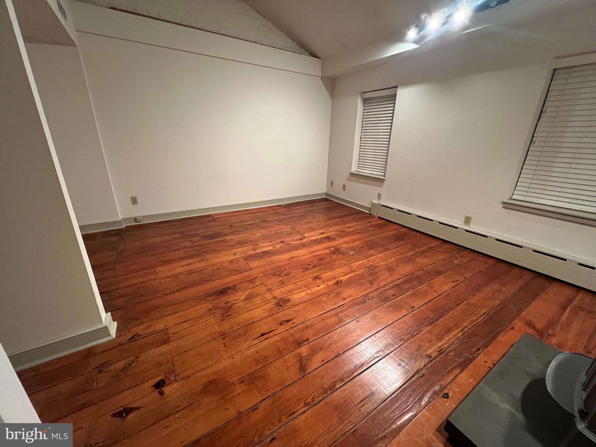 512 Kauffman Street Philadelphia, PA 19147 - Photo 18 of 29