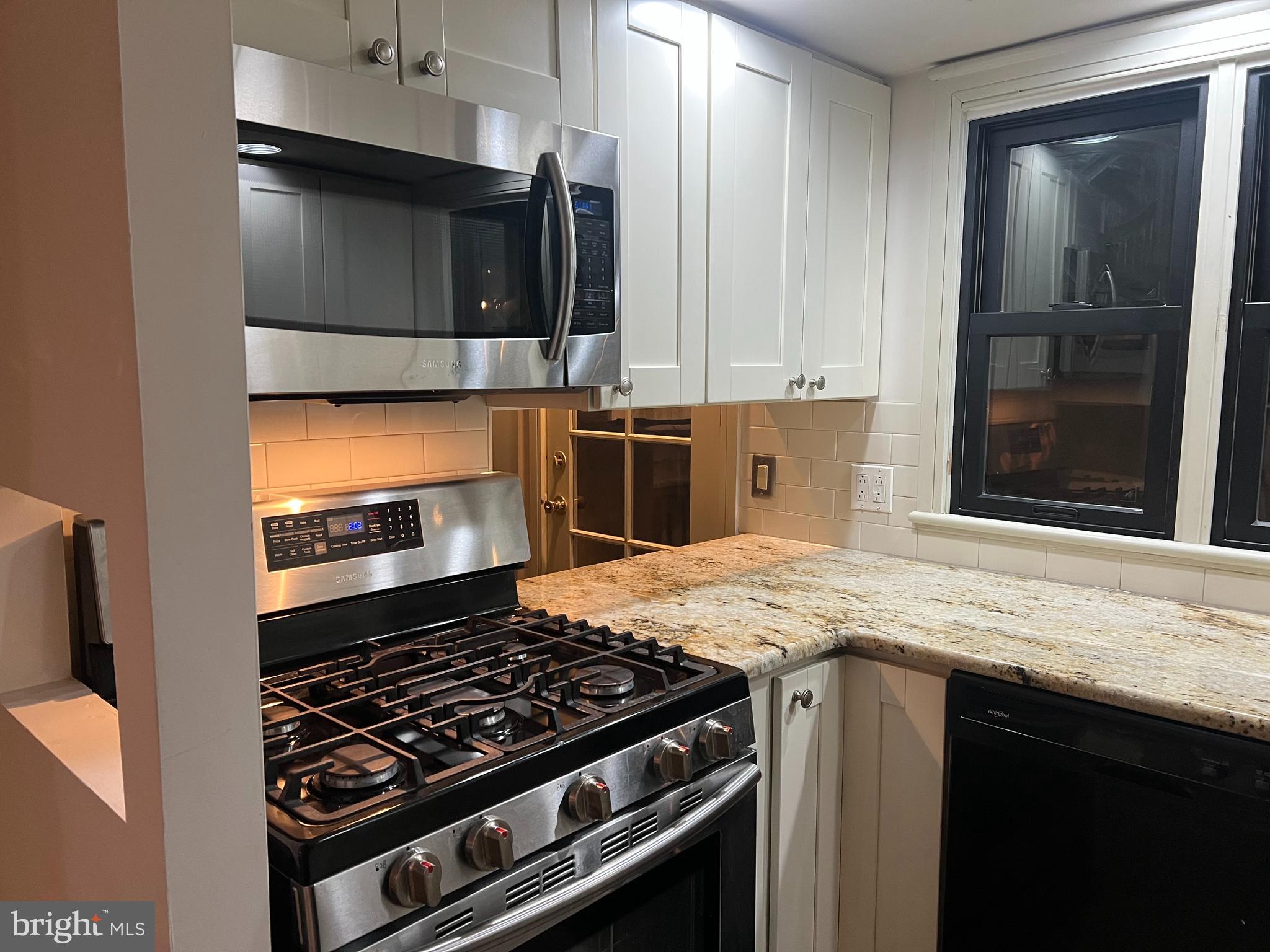 512 Kauffman Street Philadelphia, PA 19147 - Photo 8 of 29