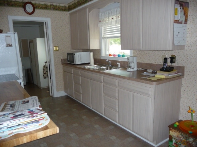 3022 Grandin Road Southwest Roanoke, VA 24018 - Photo 7 of 71 kitchen