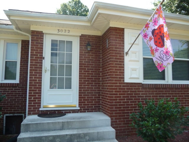 3022 Grandin Road Southwest Roanoke, VA 24018 - Photo 68 of 71 front door