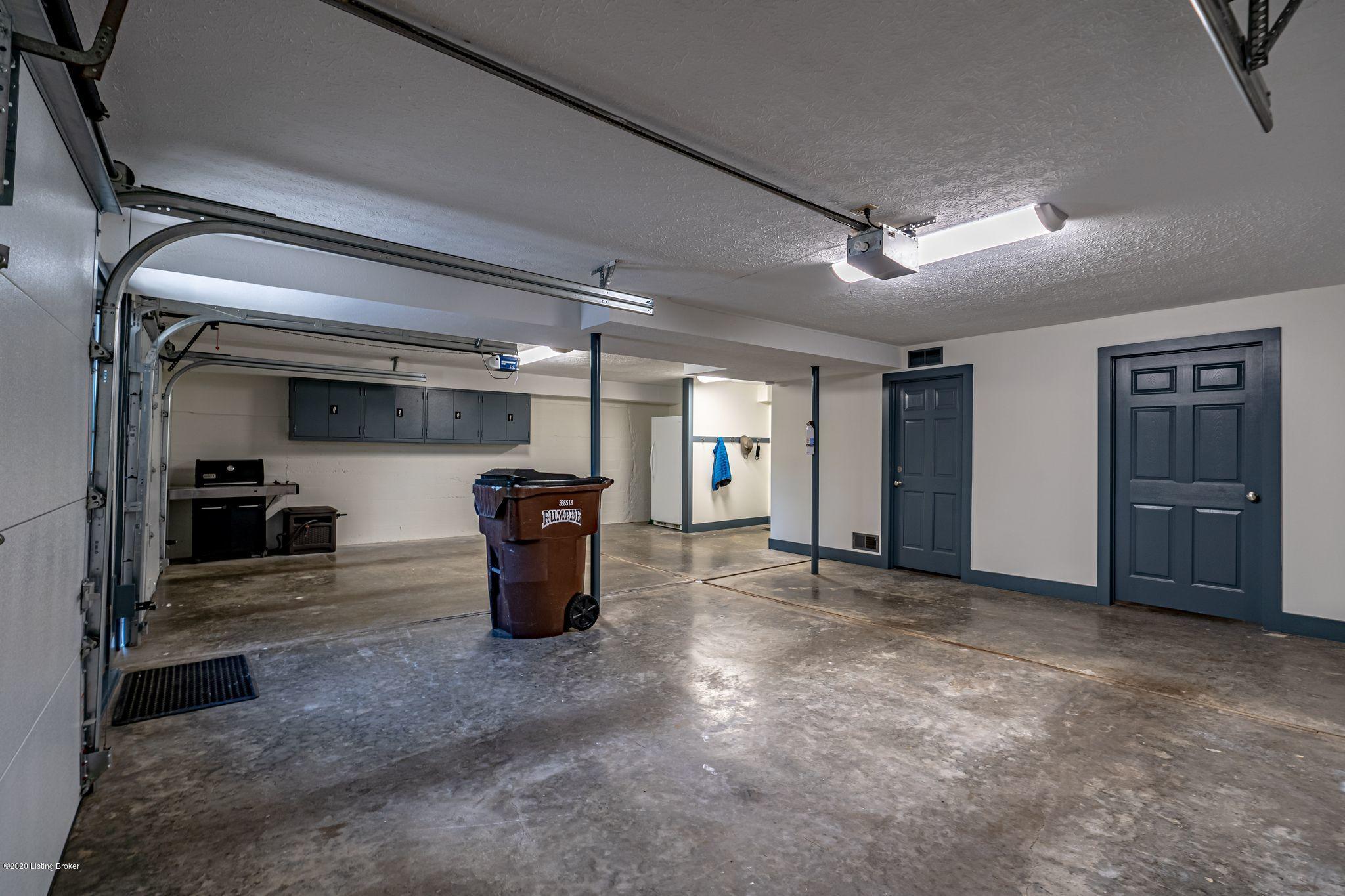 3186 Webb Road Simpsonville, KY 40067 - Photo 53 of 57 Garage2
