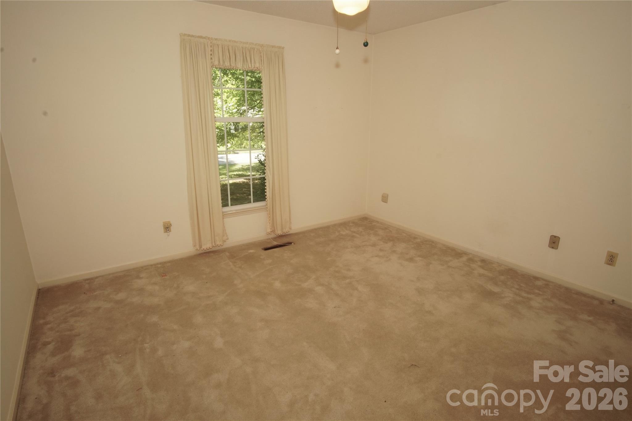 1534 Daybreak Ridge Road Kannapolis, NC 28081 - Photo 2 of 16 Gallery Image 2