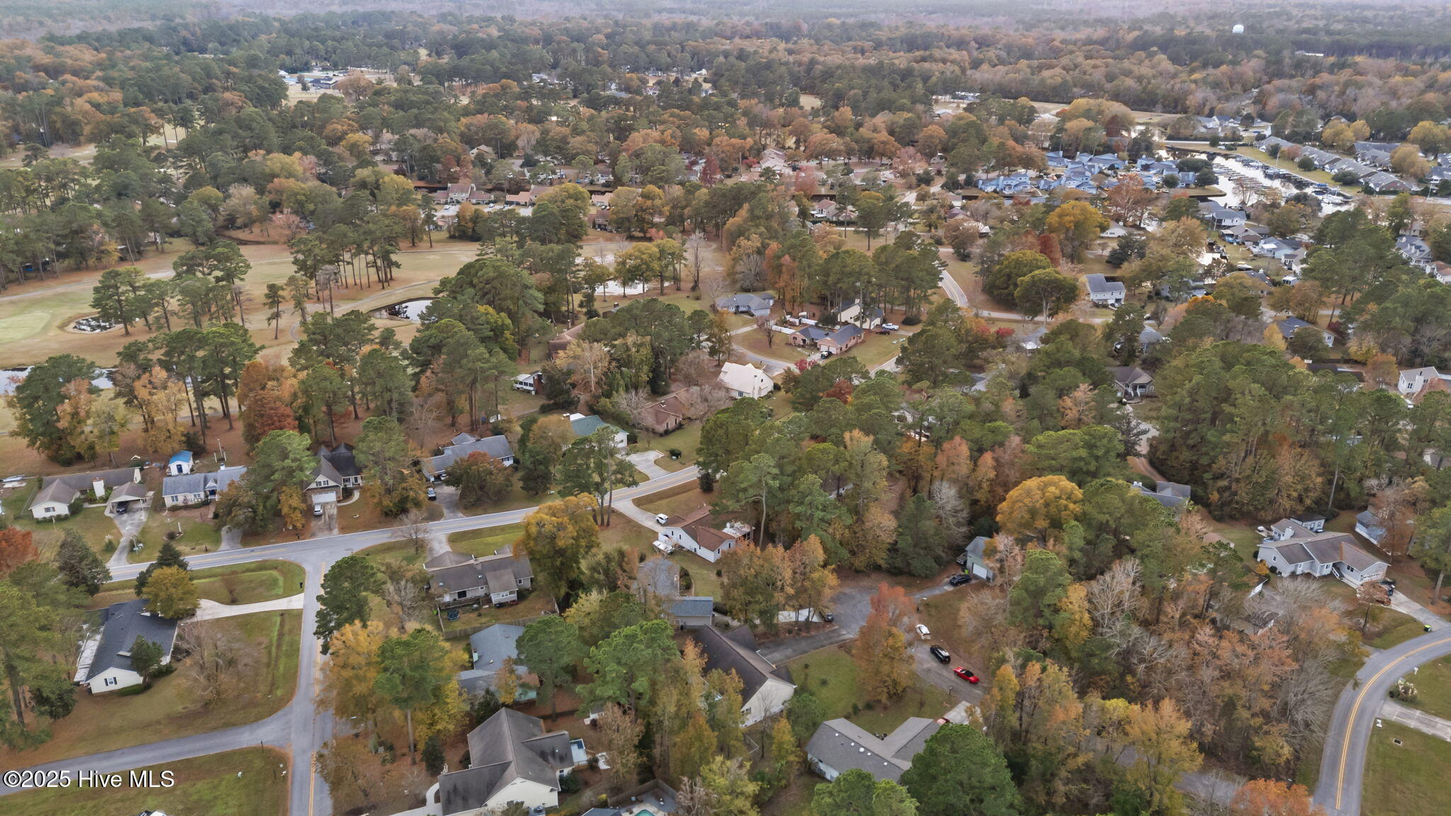 105 Seafarers Court New Bern, NC 28562 - Photo 38 of 43 51-web-or-mls-DJI_20251113161941_0041_D