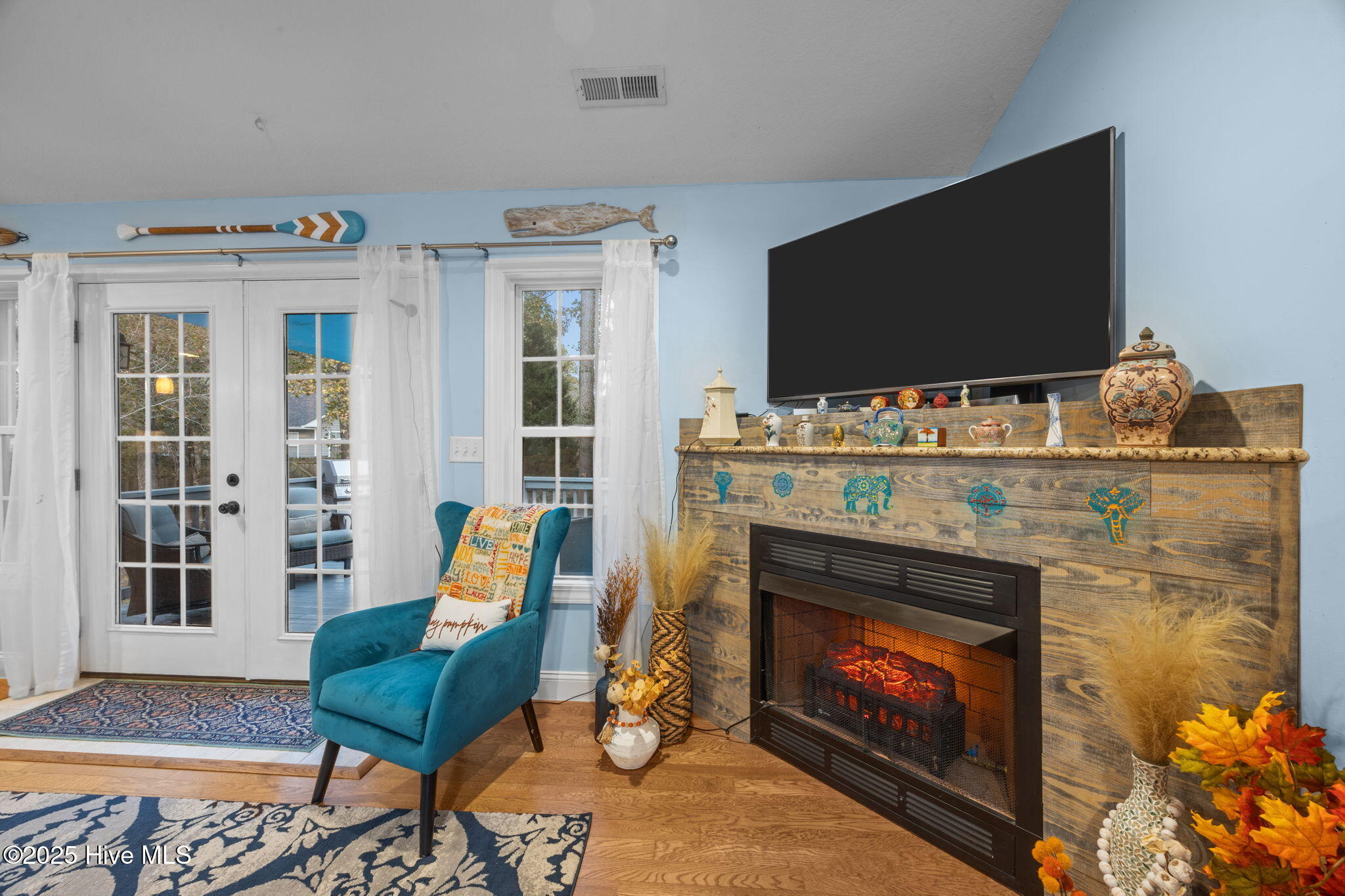 105 Seafarers Court New Bern, NC 28562 - Photo 6 of 43 42-web-or-mls-0C0A6078