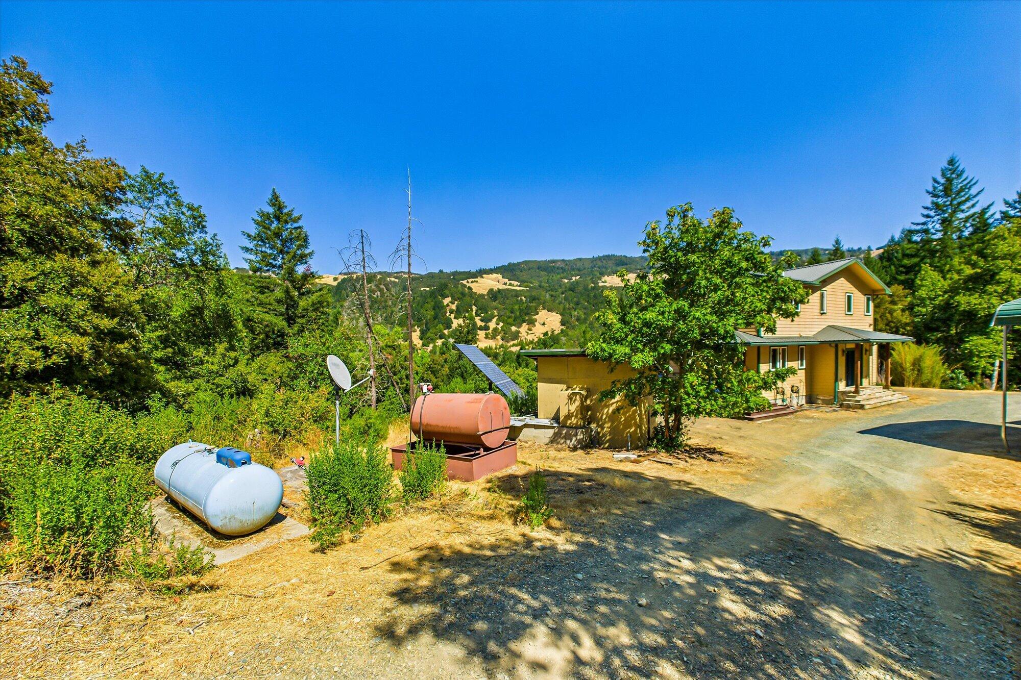 981 Mahan Road Garberville, CA 95542 - Photo 64 of 80