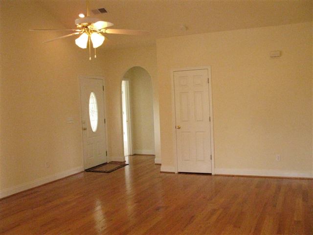 105 Rochester Road Easley, SC 29640 - Photo 4 of 17 Gallery Image 4
