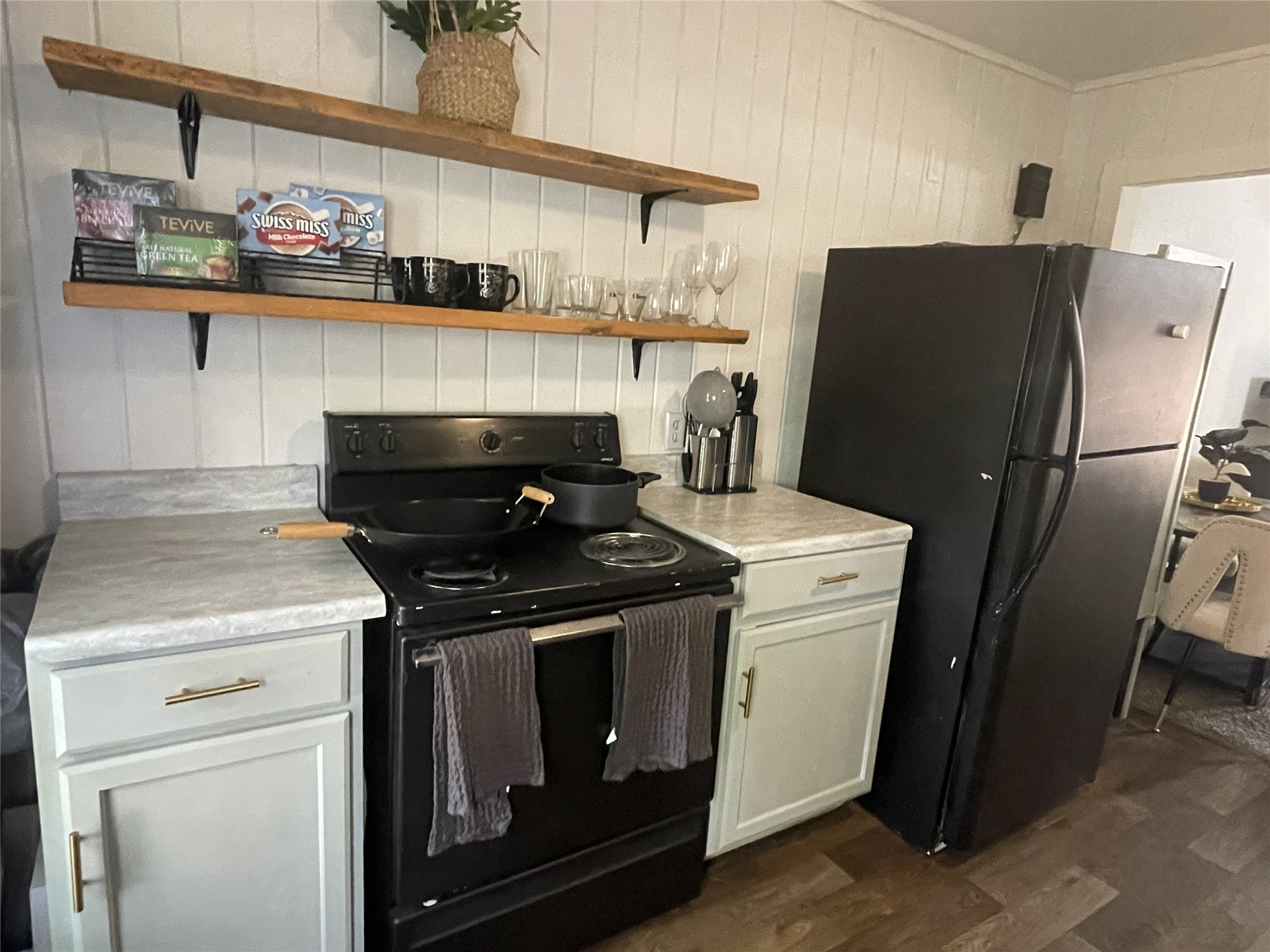 3707 Bremond Street, Unit 1 Houston, TX 77004 - Photo 2 of 6 renovated Kitchen with new appliances