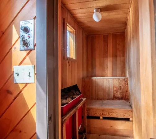 $725,000 | 250 Valley View Road, West Dover, VT 05356