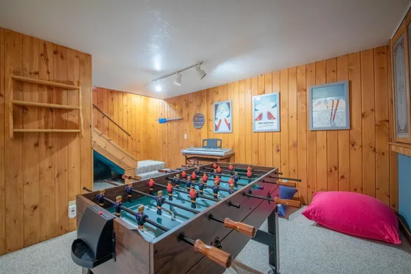 $725,000 | 250 Valley View Road, West Dover, VT 05356