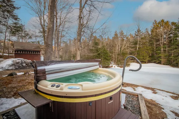 $725,000 | 250 Valley View Road, West Dover, VT 05356