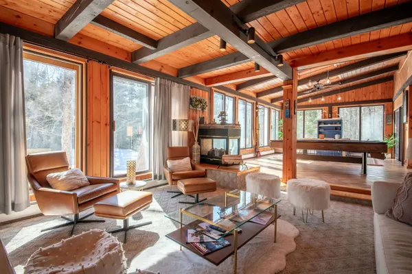 $725,000 | 250 Valley View Road, West Dover, VT 05356