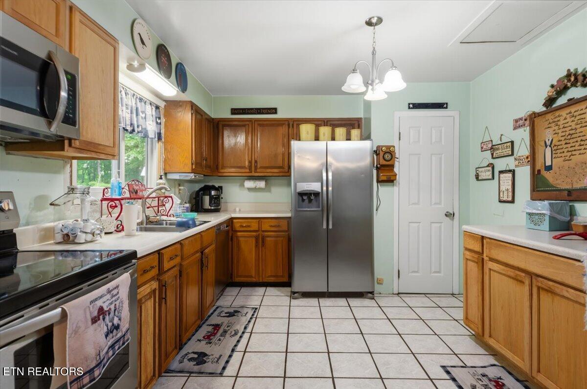 261 Rain Valley Road La Follette, TN 37766 - Photo 7 of 47 08-261 Rain Valley Rd