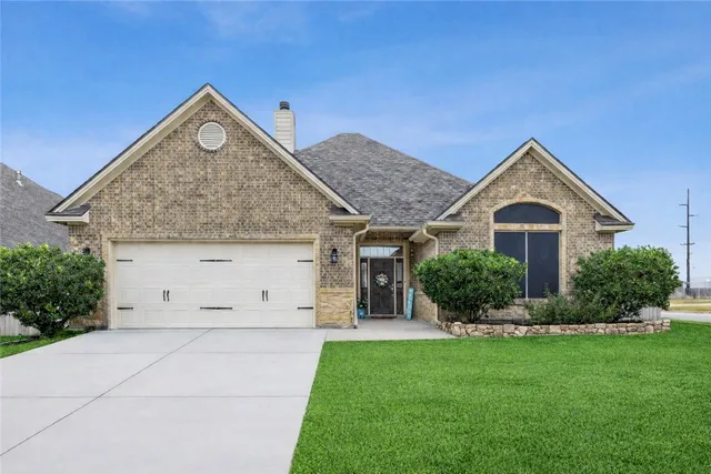 $365,000 | 2600 Forest Oaks Drive, College Station, TX 77845