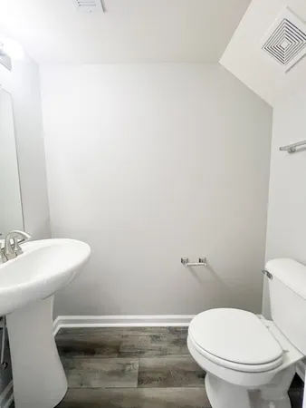 $1,025 | 1042 West Creek Coyote Trail, Unit B, Clarksville, TN 37042