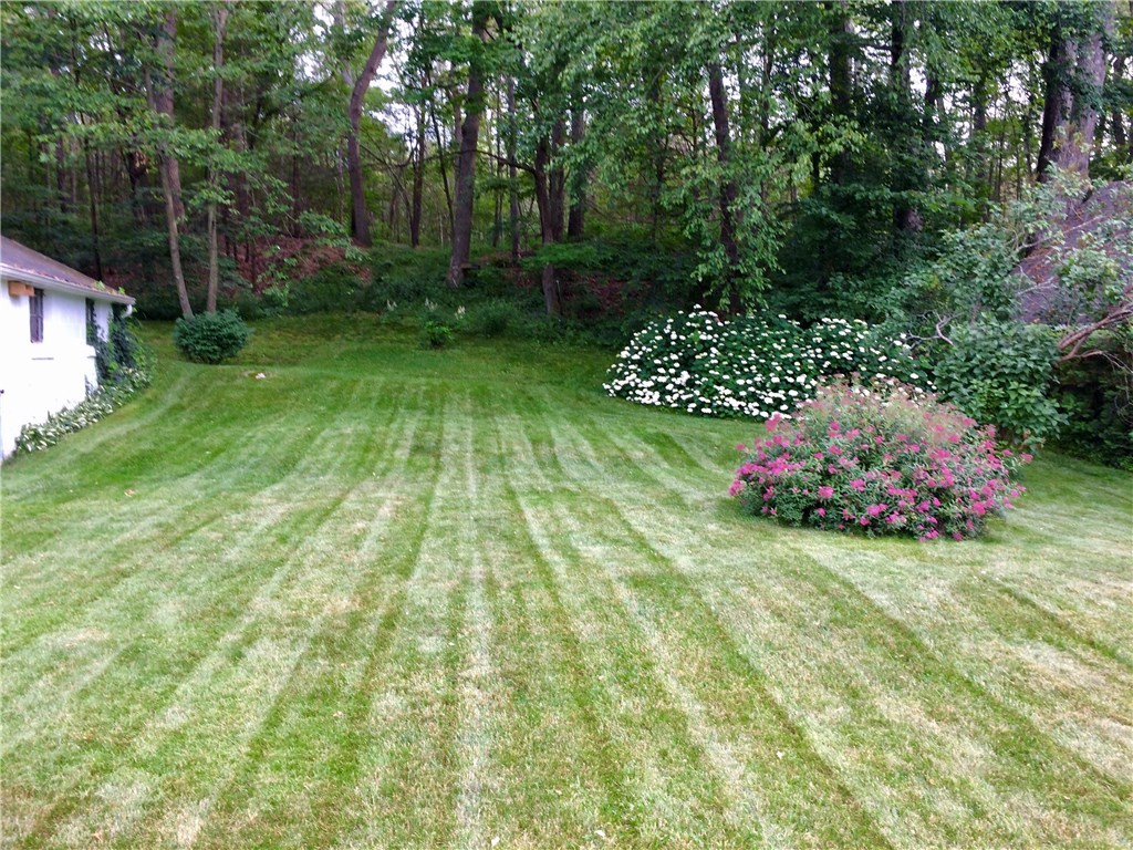 35 Cooper Hill Road Burrillville, RI 02839 - Photo 4 of 20