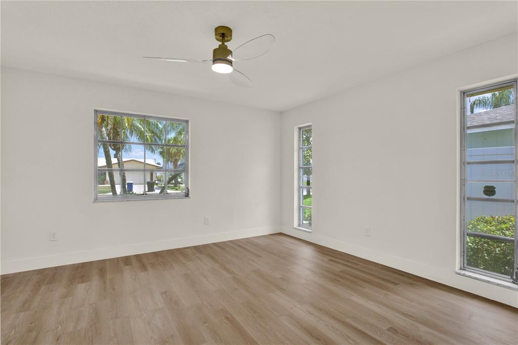 411 Palm Island Northeast Clearwater Beach, FL 33767 - Photo 8 of 20