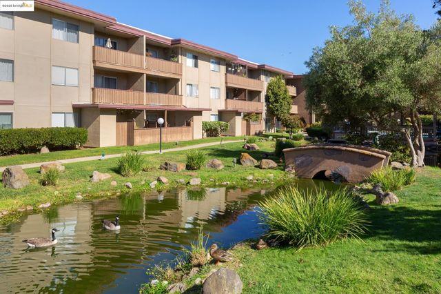 $458,000 | 1311 Webster Street, Unit E316, Alameda, CA 94501