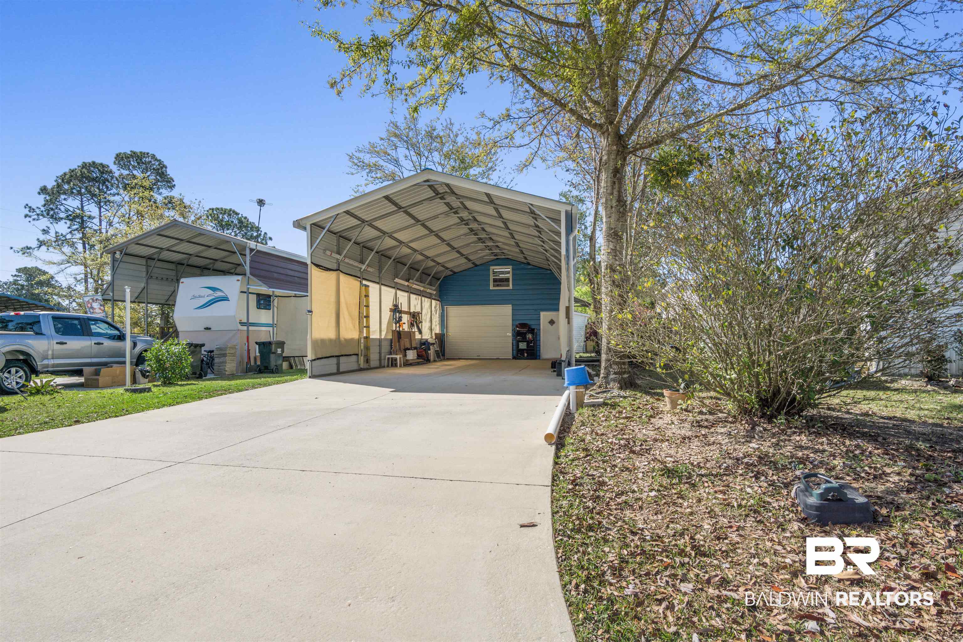 76 Defuniak Loop Lillian, AL 36549 - Photo 4 of 15