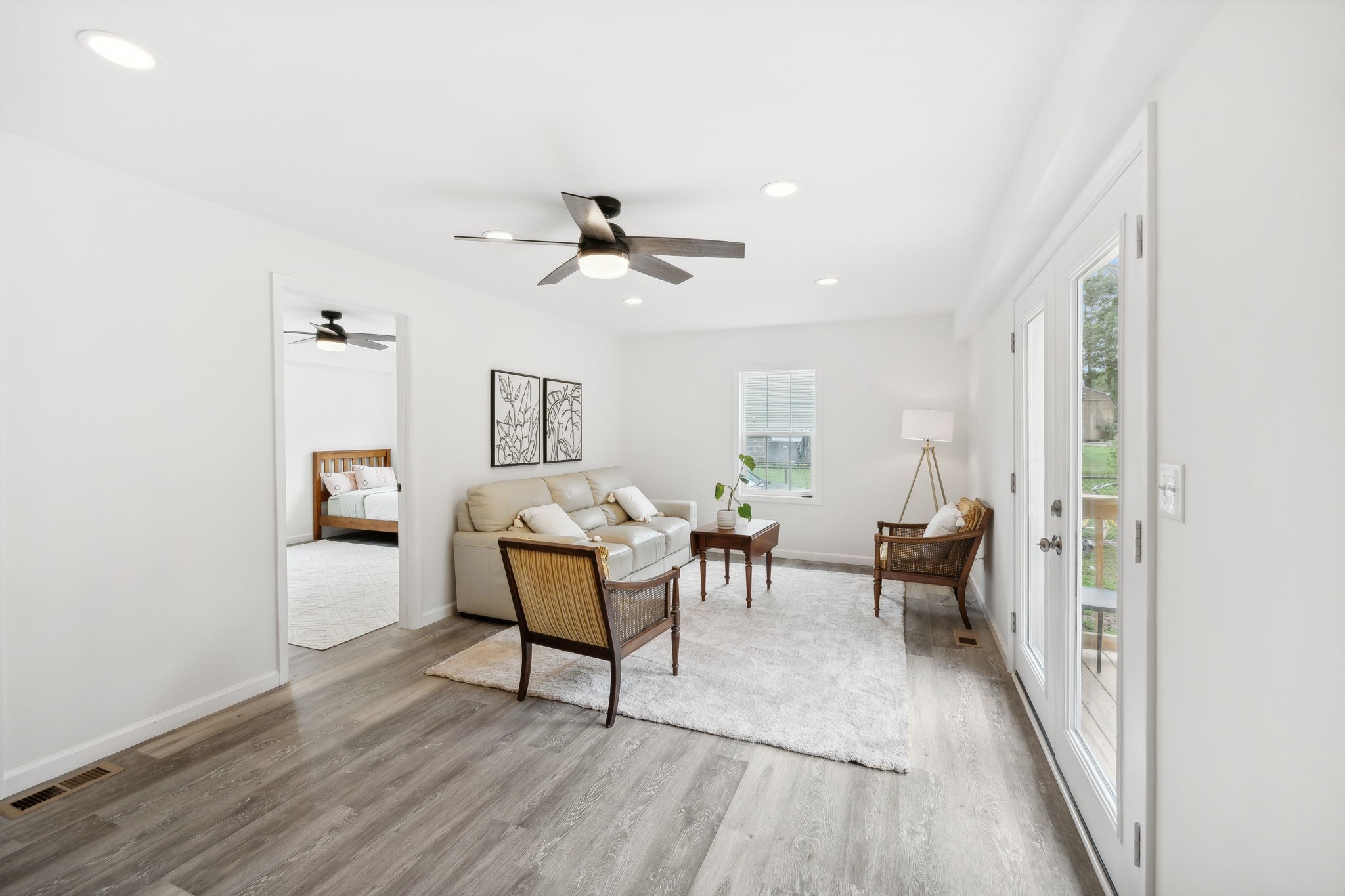 261 Tom Johnson Road Morrison, TN 37357 - Photo 25 of 40 a living room with furniture and a wooden floor