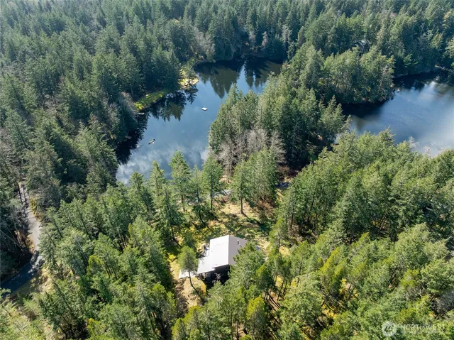 $1,095,000 | 61 Sunrise Bluff Lane, Orcas Island, WA 98279