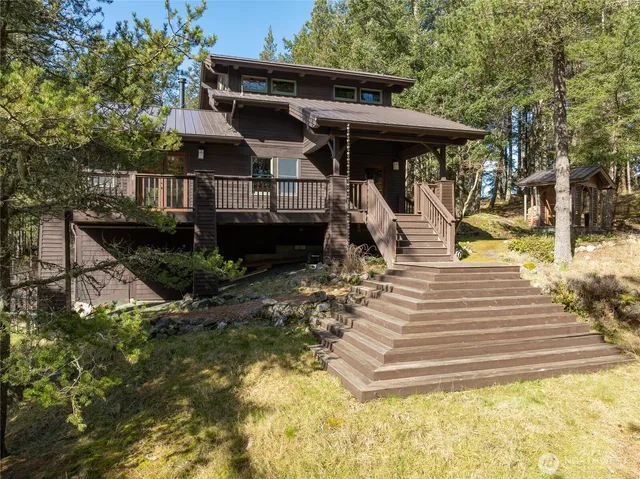 $1,095,000 | 61 Sunrise Bluff Lane, Orcas Island, WA 98279
