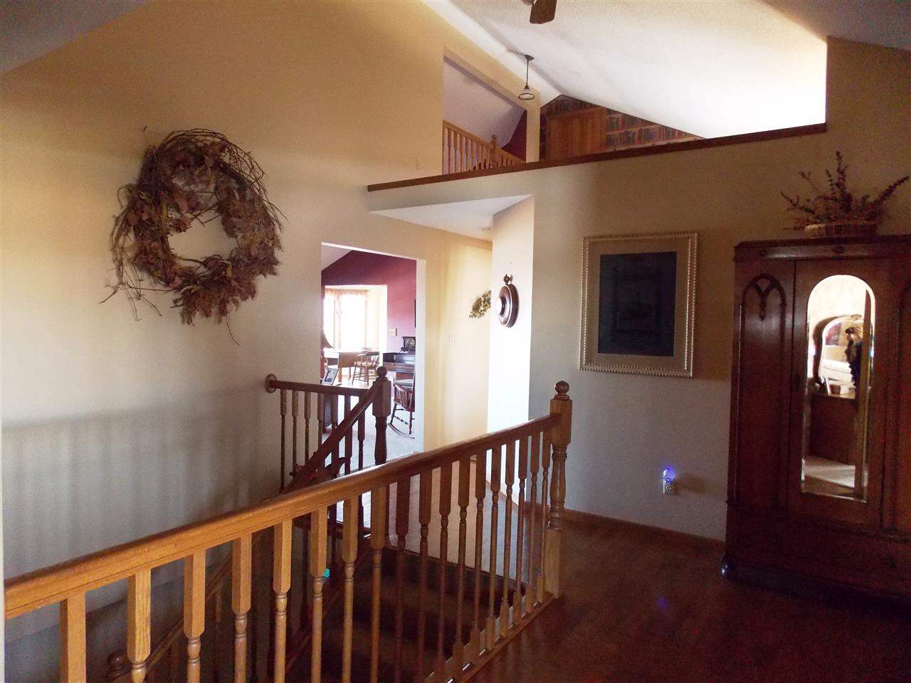 15228 East McNeal Road Monroe Center, IL 61052 - Photo 3 of 25 a view of entryway