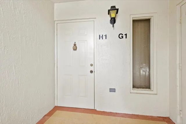 $299,500 | 1995 Southwest Silver Pine Way, Unit BLDG 119 H1, Palm City, FL 34990