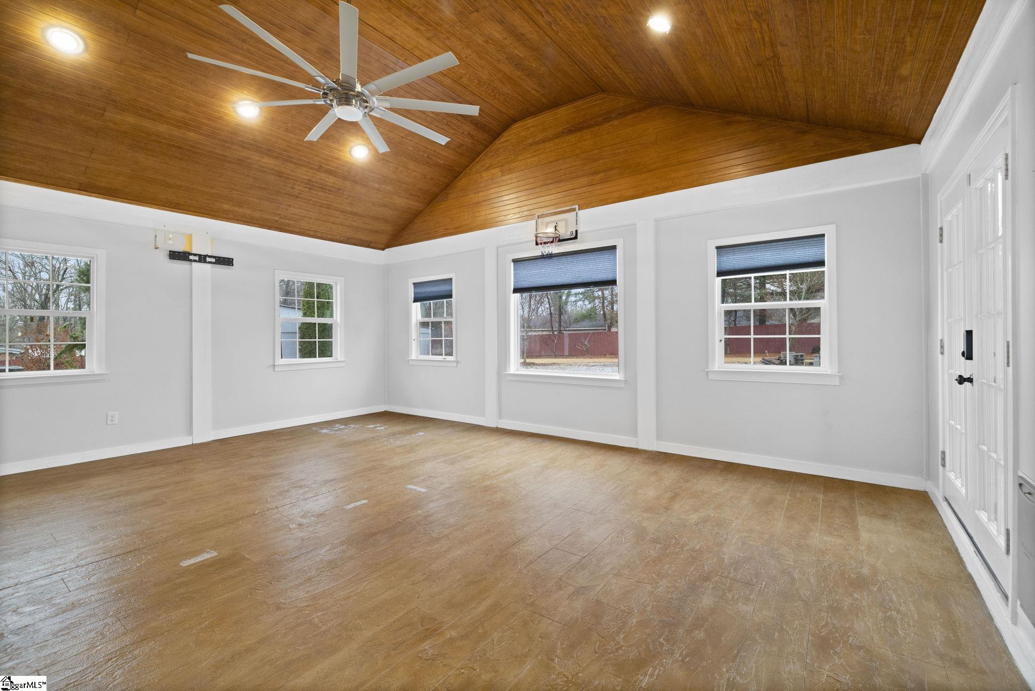 208 Lions Club Road Greenville, SC 29617 - Photo 25 of 41 Gallery Image 25