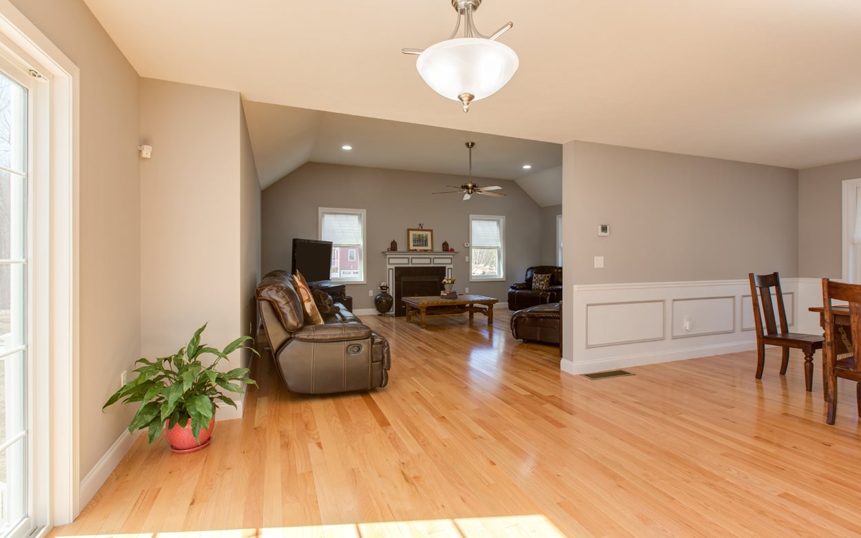 55 Sherburne Road Pelham, NH 03076 - Photo 8 of 38 Gallery Image 8